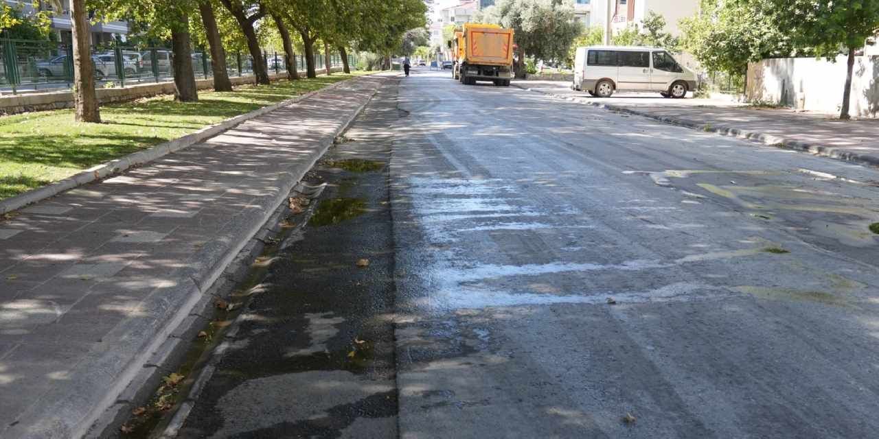 Muğla Milas’ta Ahmet Yesevi Caddesi yenileniyor