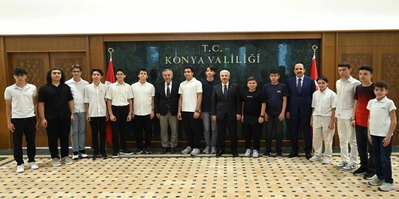 Konya'da Vali Akın ve Başkan Altay şampiyonlarla buluştu