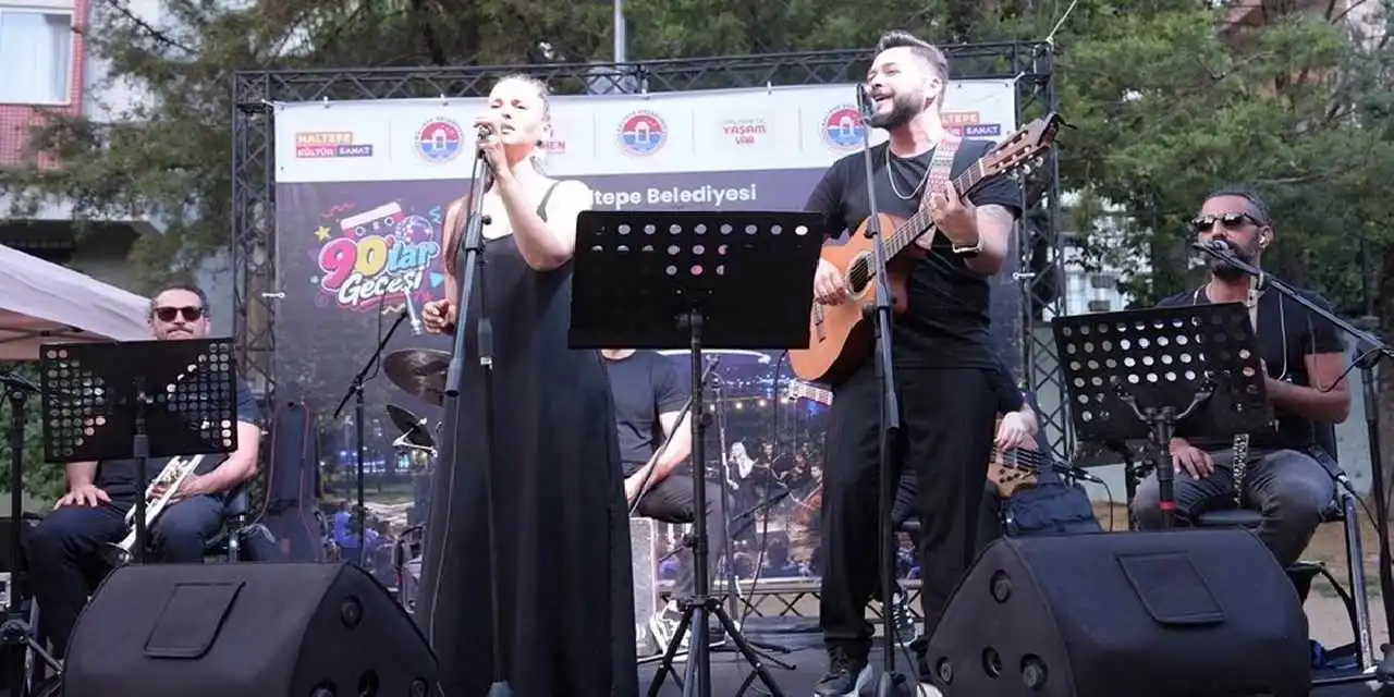 İstanbul Maltepe’de 90’lar rüzgarı devam ediyor