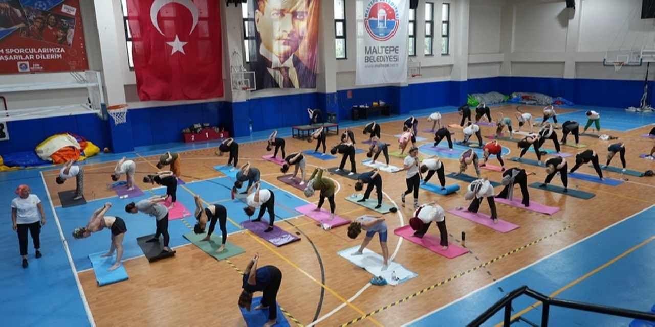 Maltepeli kadınlara ücretsiz yoga desteği