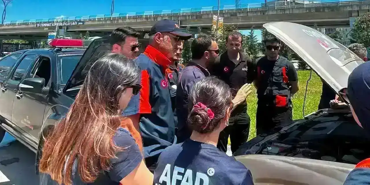Kocaeli’de AFAD’a ileri sürüş eğitimi