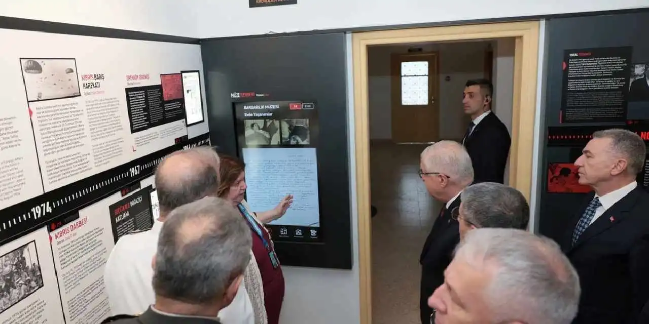 Bakan Güler ve TSK komuta kademesinden KKTC'de Barbarlık Müzesi ziyareti