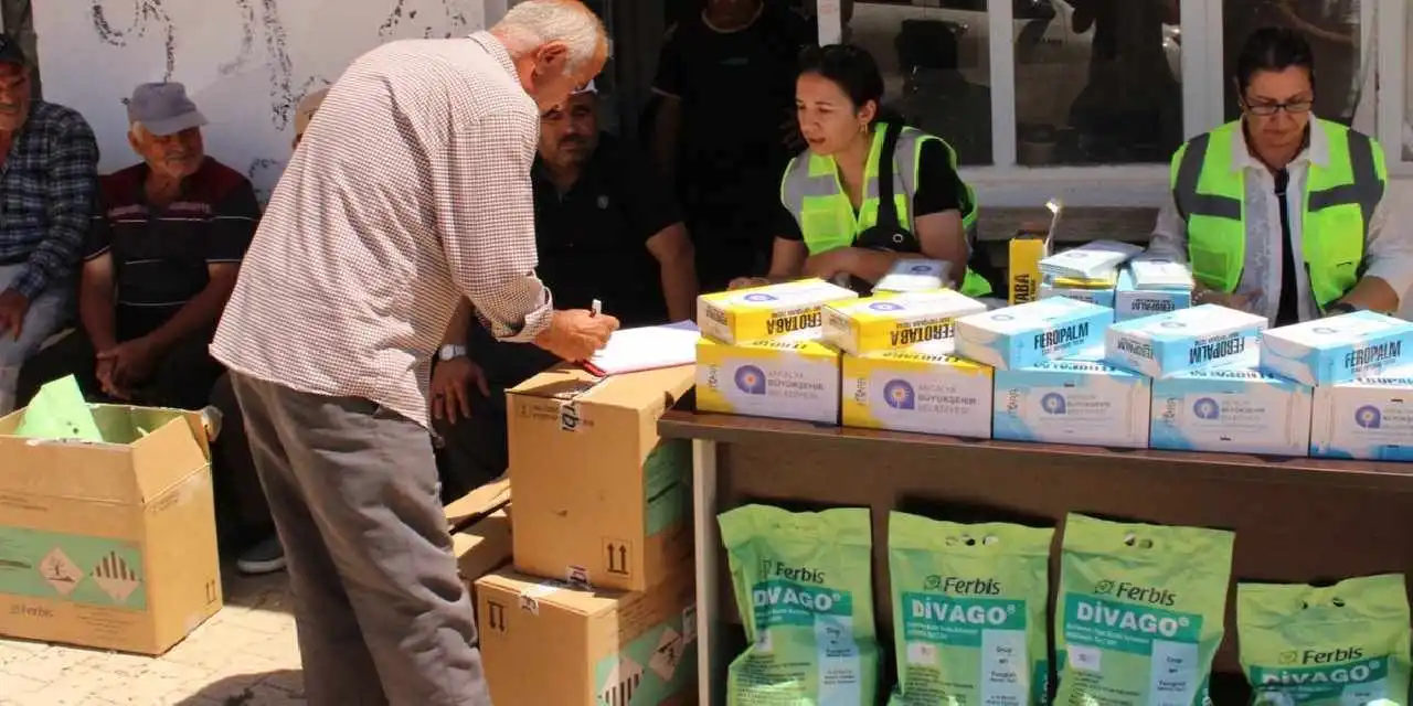 Antalya'da sel mağduru üreticilere destek