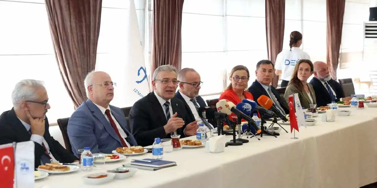 DEÜ, uluslararası hedeflerini iki yeni programla büyütüyor
