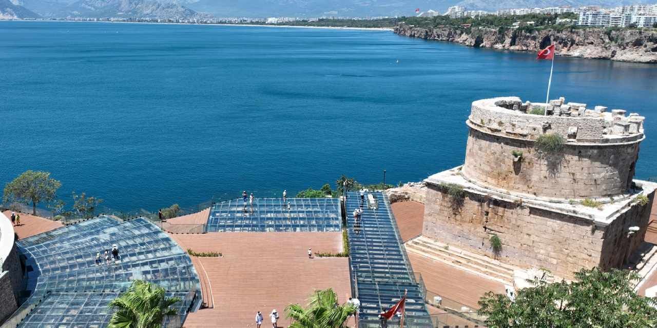 Antalya’da Hıdırlık Kulesi yeniden ziyarete açıldı