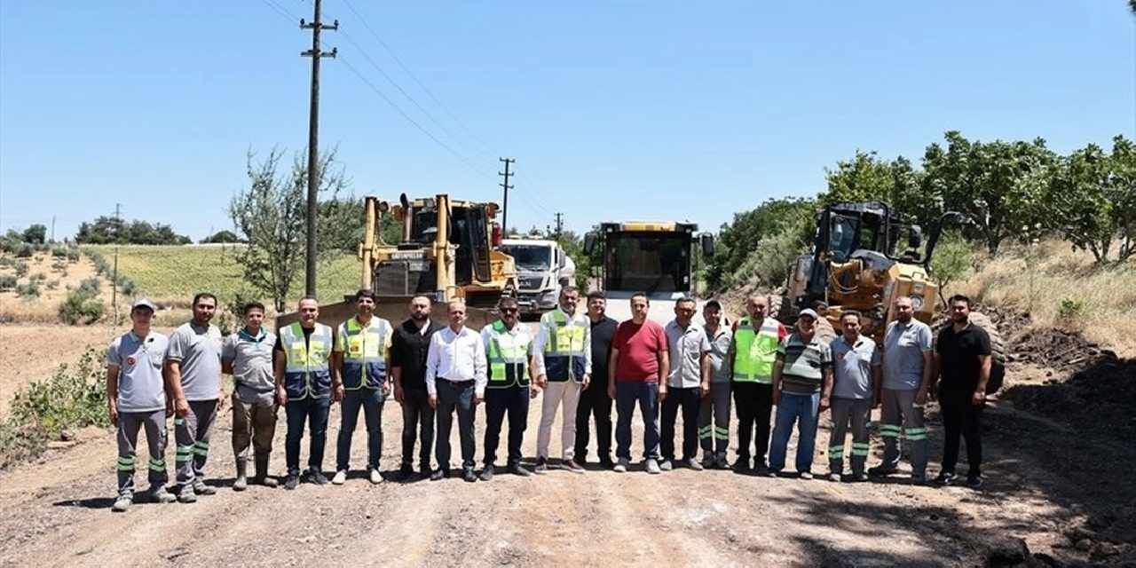 Denizli Kale’de üreticiye destek ve yol incelemesi
