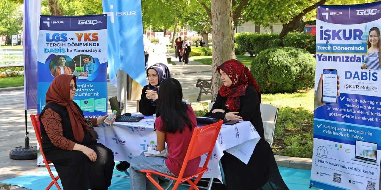 Konya İŞKUR’dan tercih döneminde gençlere kariyer desteği