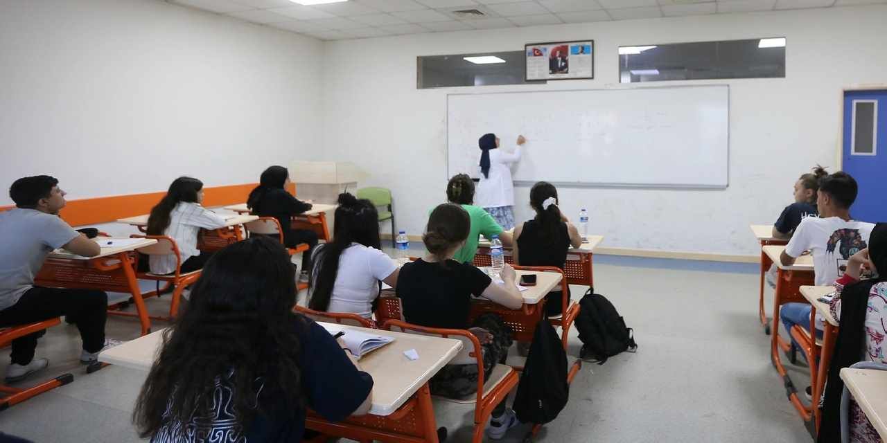 GASMEK öğrencilerinden YKS’de büyük başarı