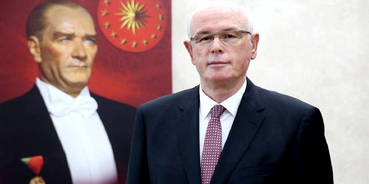 Odunpazarı Belediye Başkanı Kazım Kurt CHP'den istifa etti