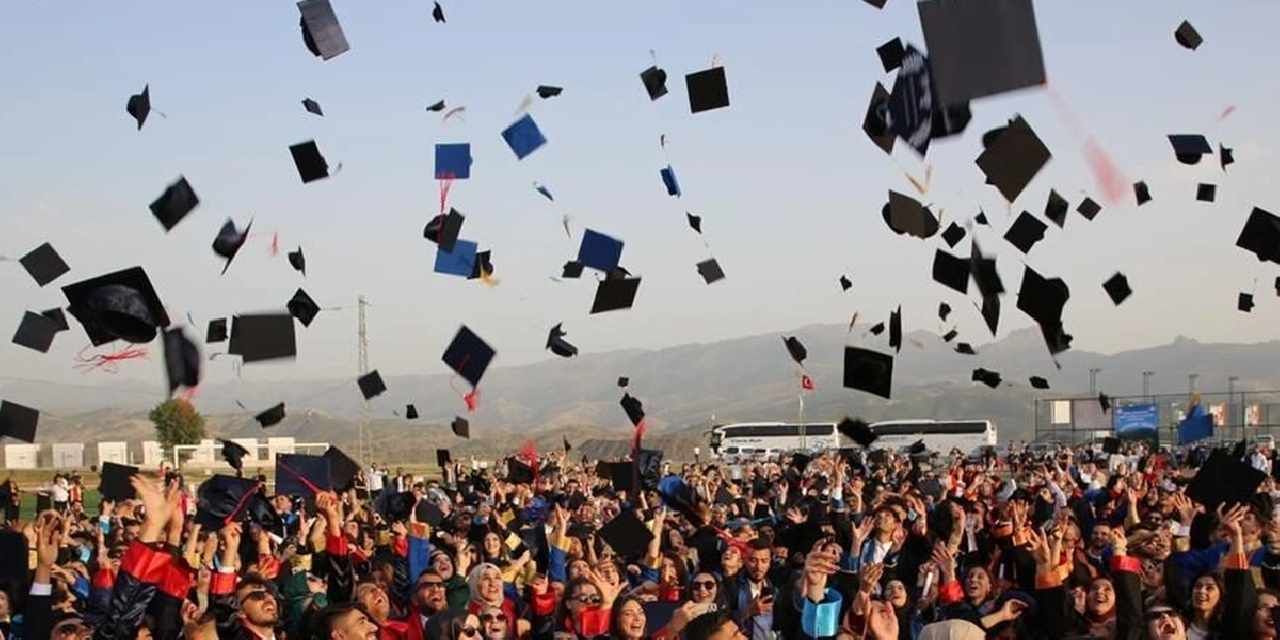Üniversite mezunlarında istihdam geriledi... En yüksek oran tıp mezunlarında, en yüksek kazanç pilotajda