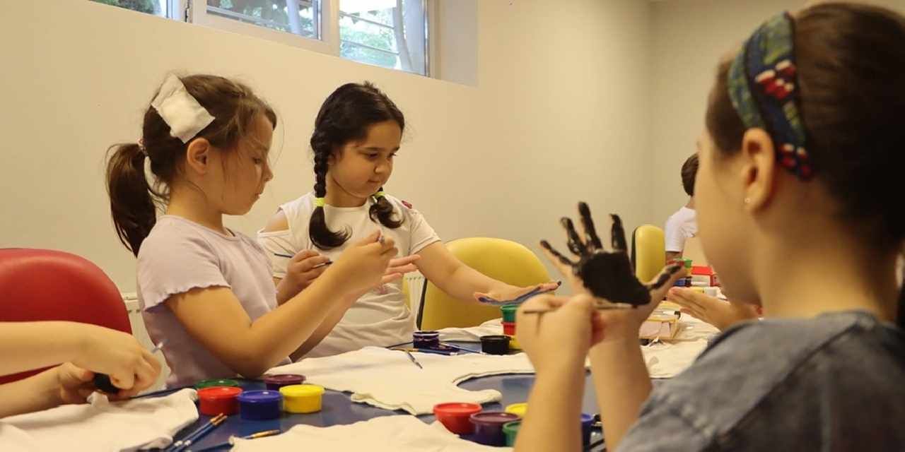 Maltepeli çocuklar yaz okulunda eğlenerek öğreniyor
