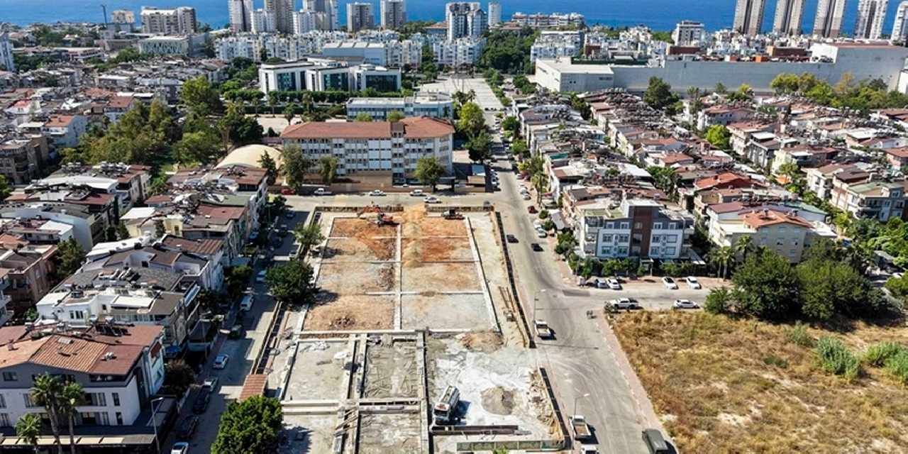 Muratpaşa raket sporlarının yeni merkezini kuruyor