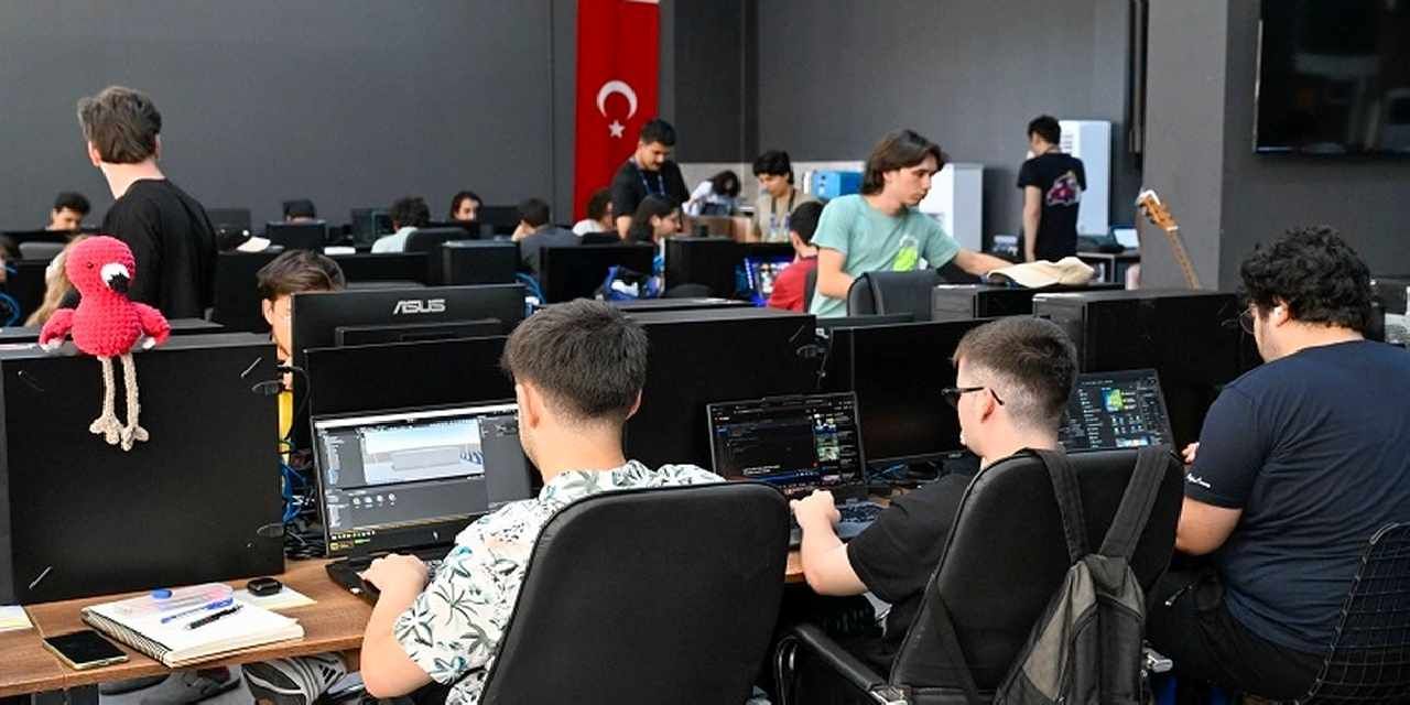 Adana'da Oyun Geliştiriciler'den 48 saatlik maraton