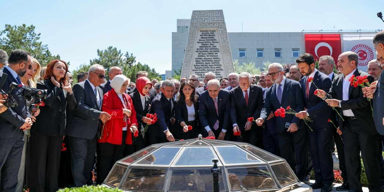 Yeni Parti A Takımı belli oldu