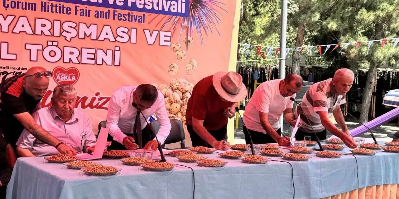 Çorum'da leblebinin en iyileri yarıştı