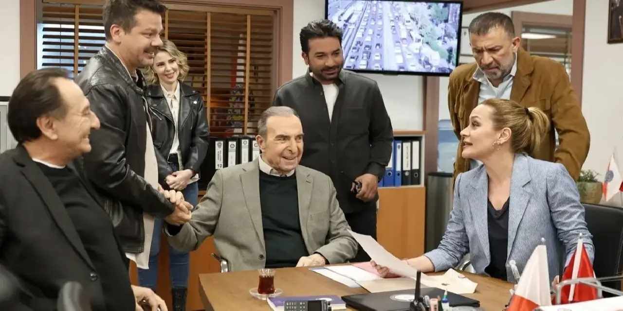 20 yıllık dizi Arka Sokaklar veda etti
