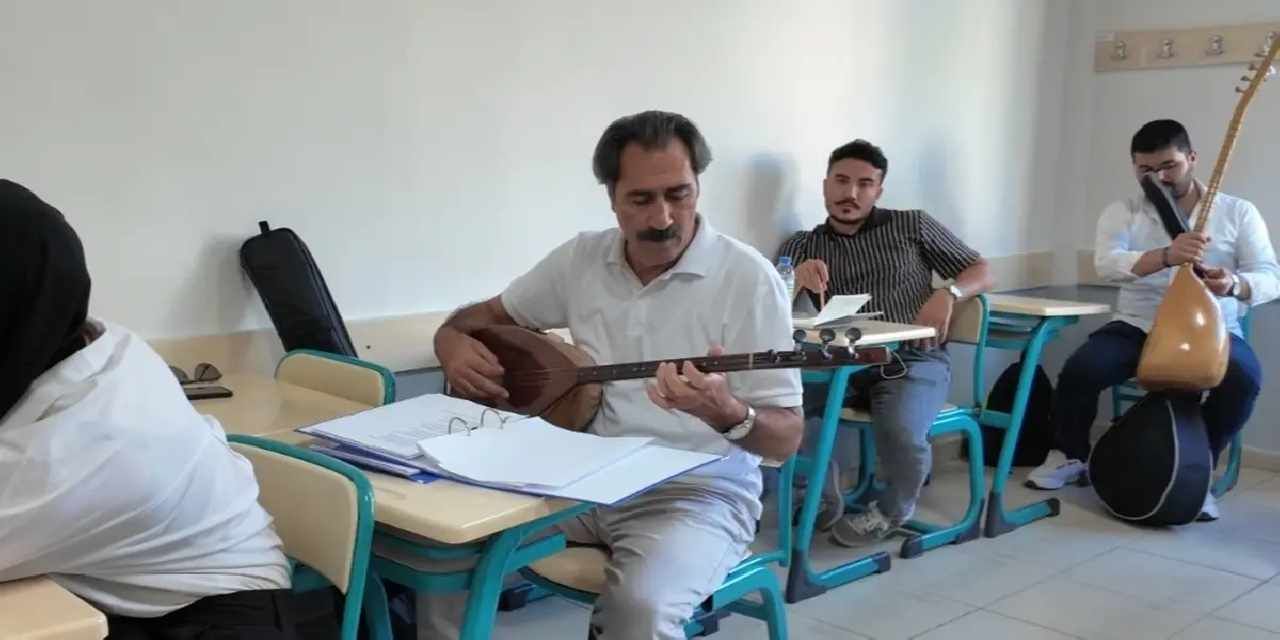 KAYMEK Şiir Atölyesi geleneği sürdürüyor