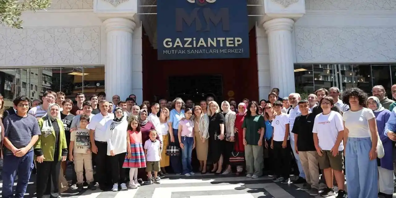 Gazi şehrin 2026 YKS ve LGS şampiyonları buluştu