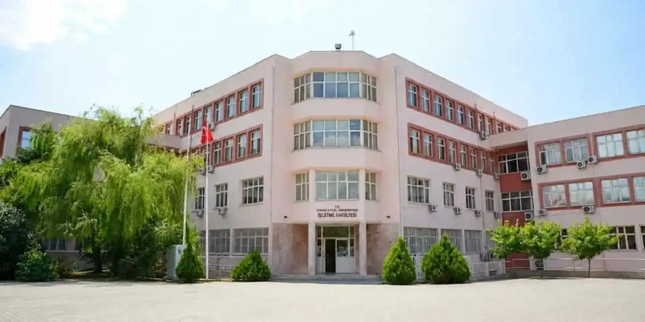 DEÜ İşletme Fakültesi AACSB'yi aldı