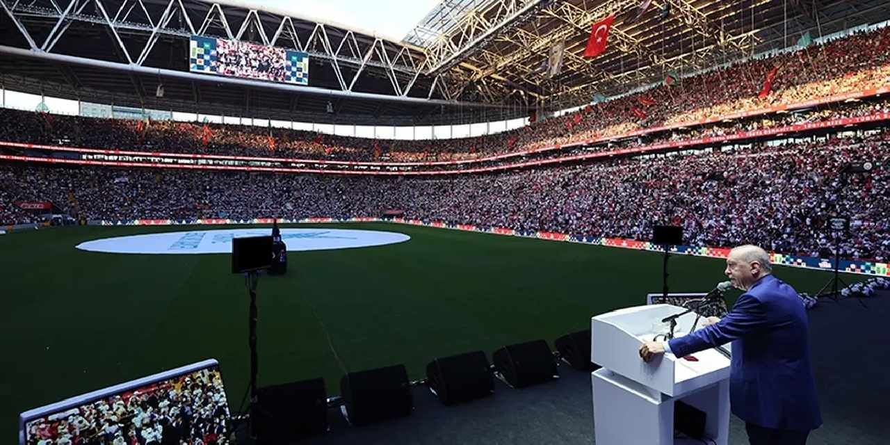 Erdoğan: Türkiye'yi ileriye gençlik taşıyacak
