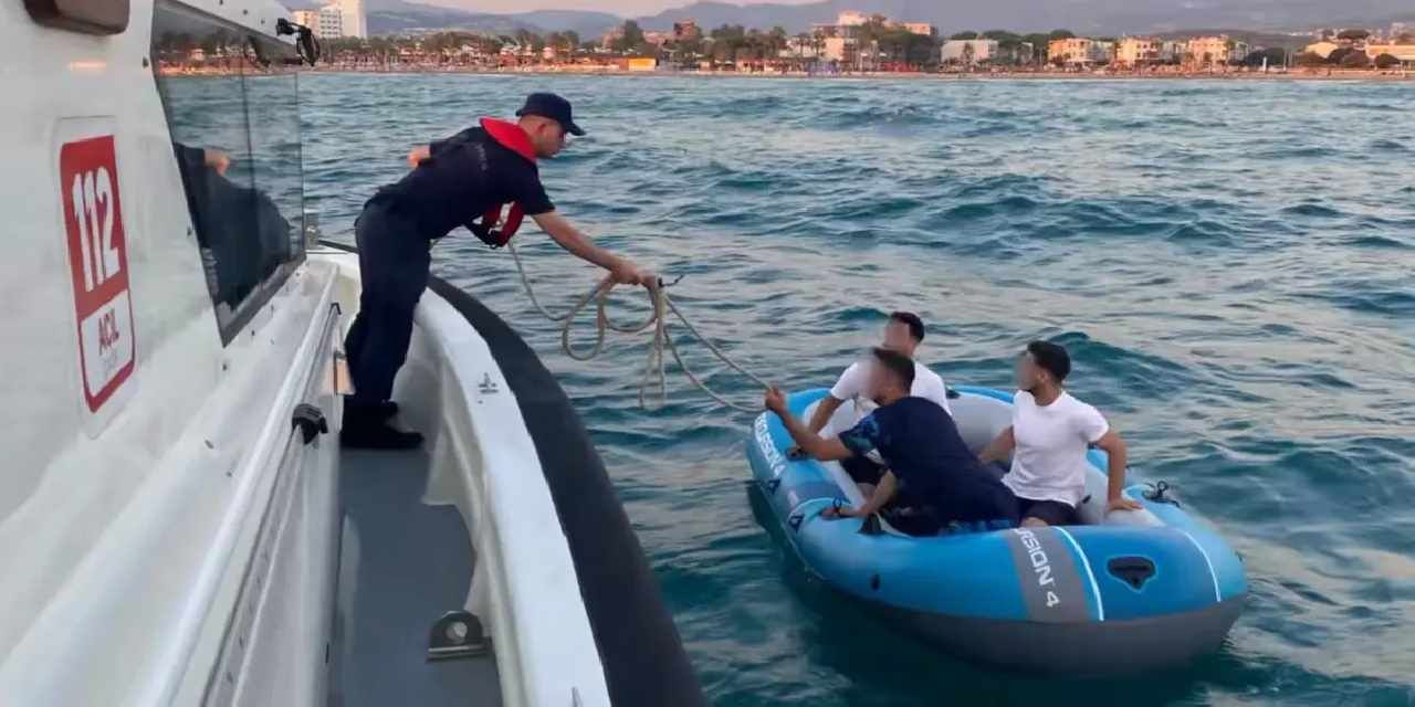 Sahil Güvenlik'ten Temmuz bilançosu... 339 kişi kurtarıldı, 74 tıbbi tahliye yapıldı
