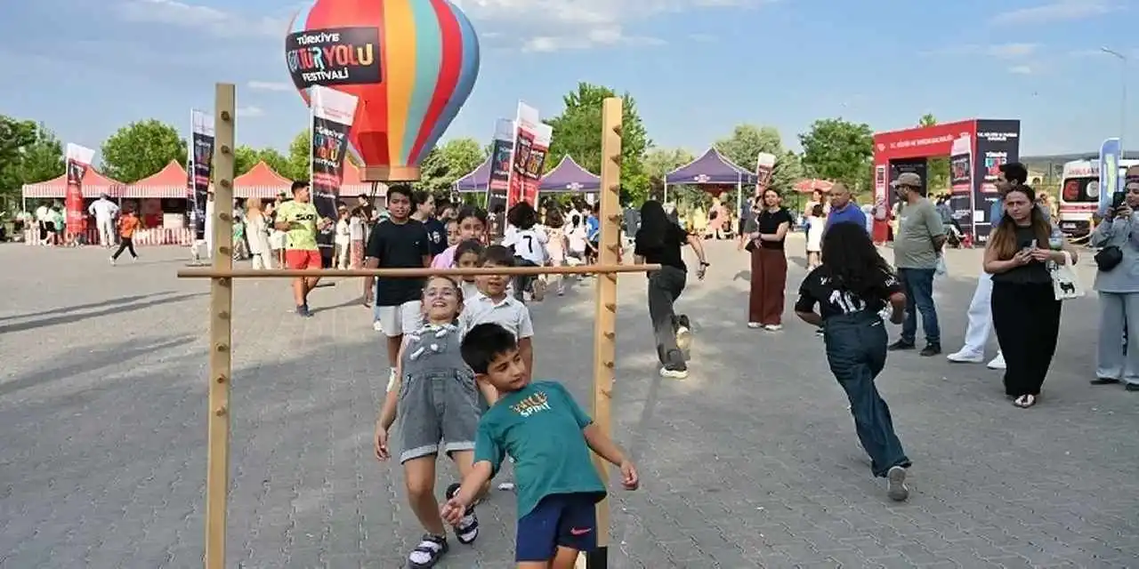 Türkiye Kültür Yolu Festivali Nevşehir'de tam gaz sürüyor