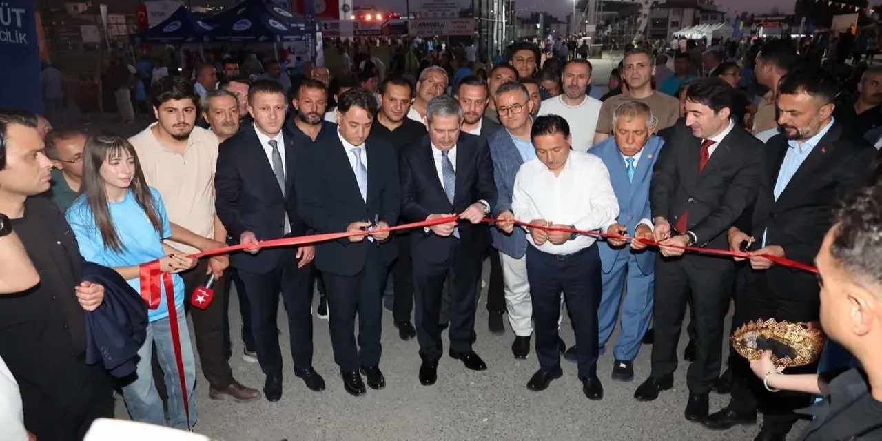 Kayseri Uluslararası Âşık Seyrani Kültür ve Sanat Festivali büyüledi