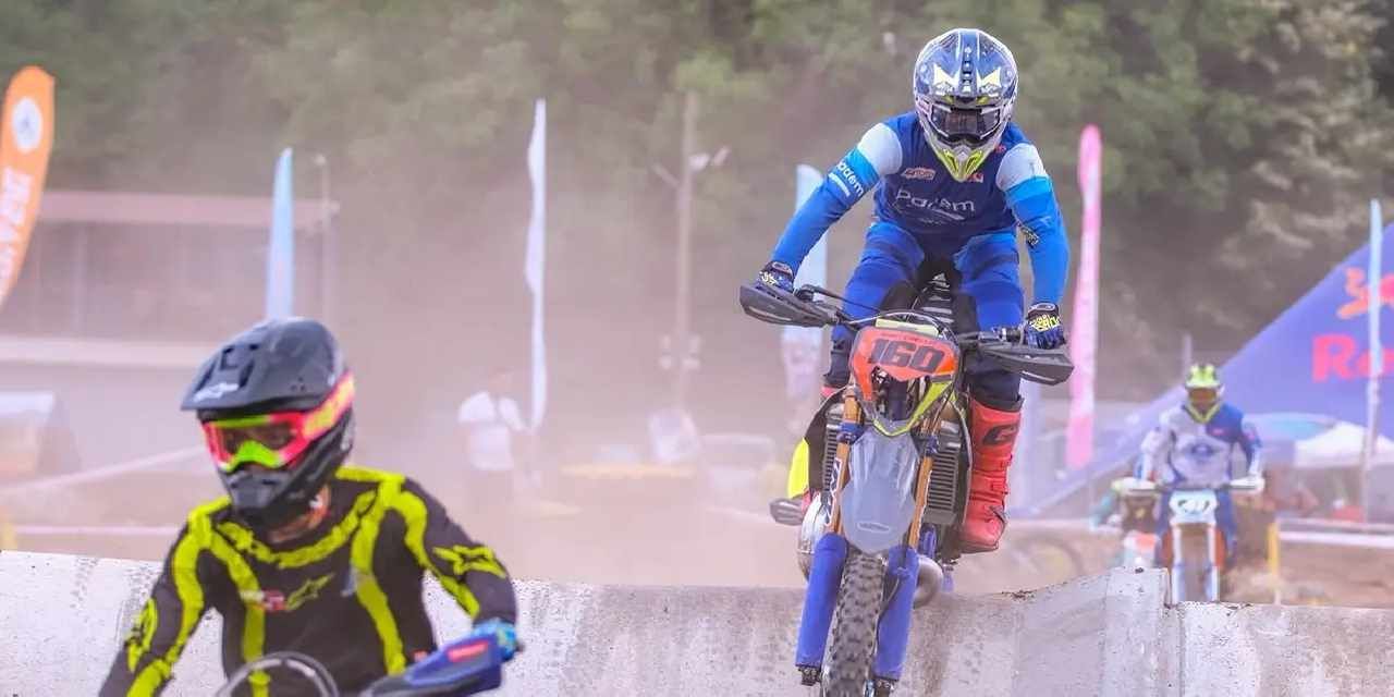 Enduro tutkunları Kocaeli’de buluştu