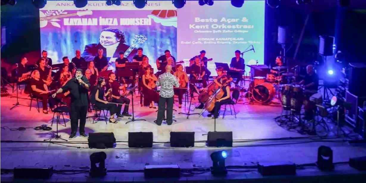 Ankara’da Kayahan şarkıları yankılandı