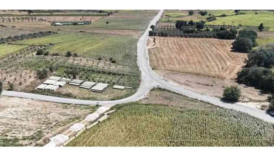 Mersin’de kırsal yollarda 21 kilometrelik asfalt çalışması