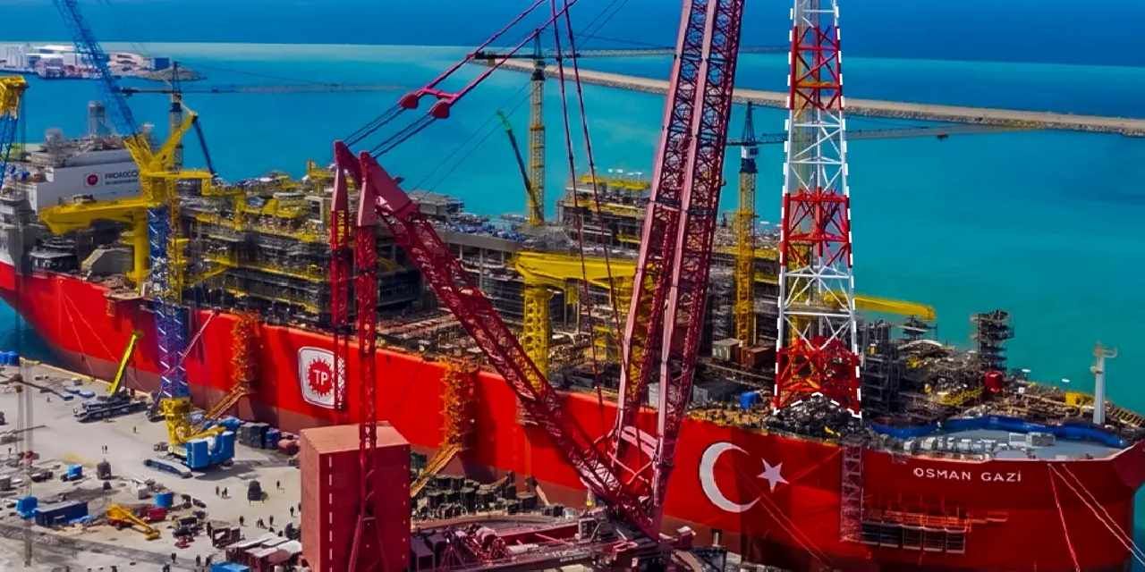 Osman Gazi için kritik aşama! 260 tonluk Alev Kulesi yerine yerleştirildi