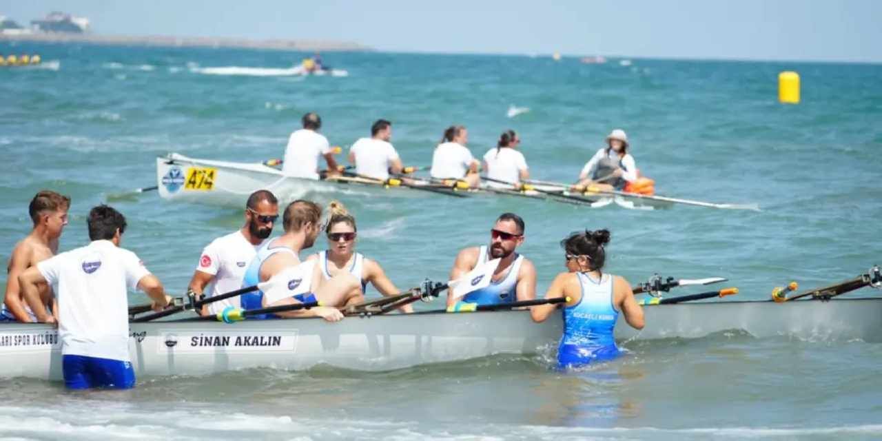 Samsun’da Deniz Küreği Şampiyonası başladı