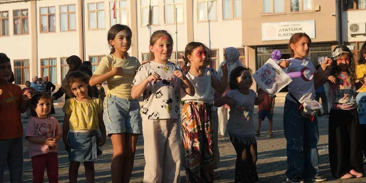Sakarya Taraklı'da çocuklarla 'Gezgin' buluşma