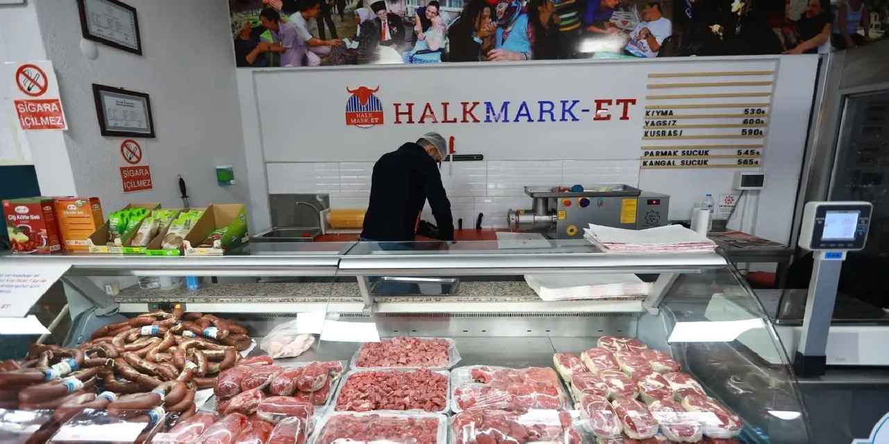 Efes Selçuk'ta Halk Mark-Et halkın yanında