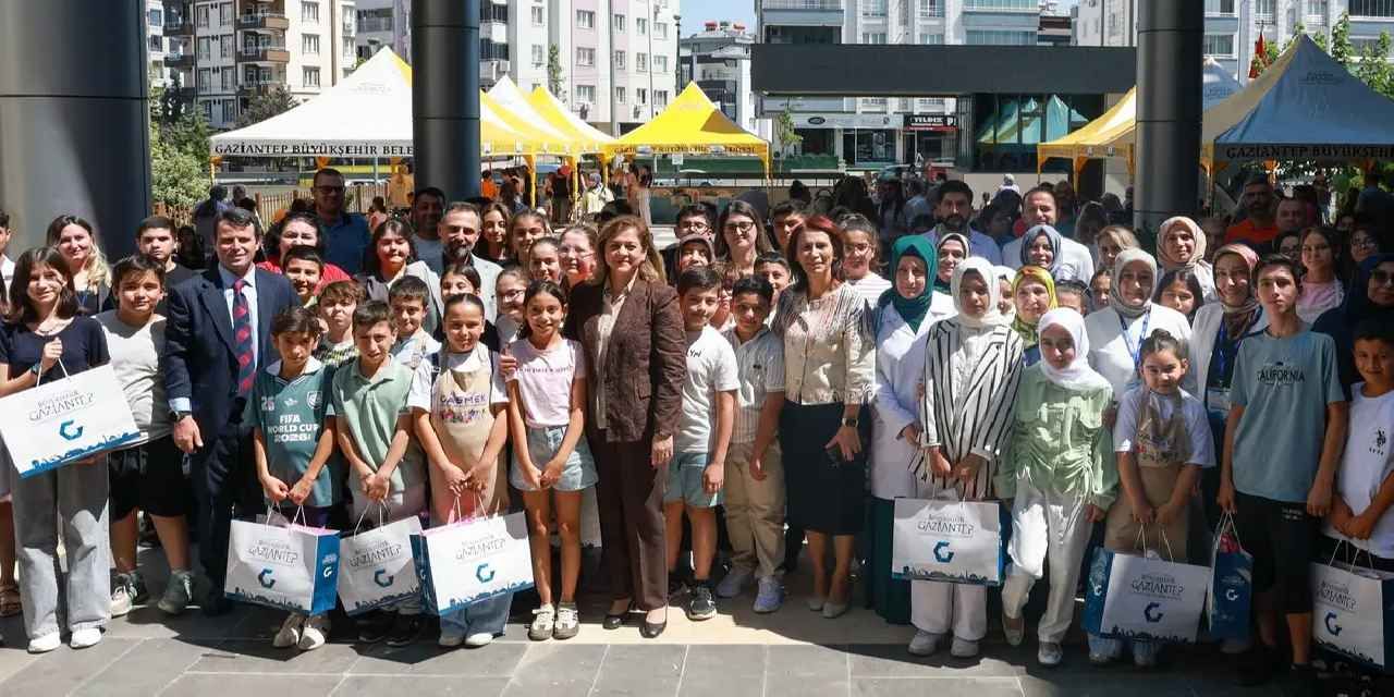 Gaziantep'te 11 farklı branşta 100 öğrenci final için yarıştı