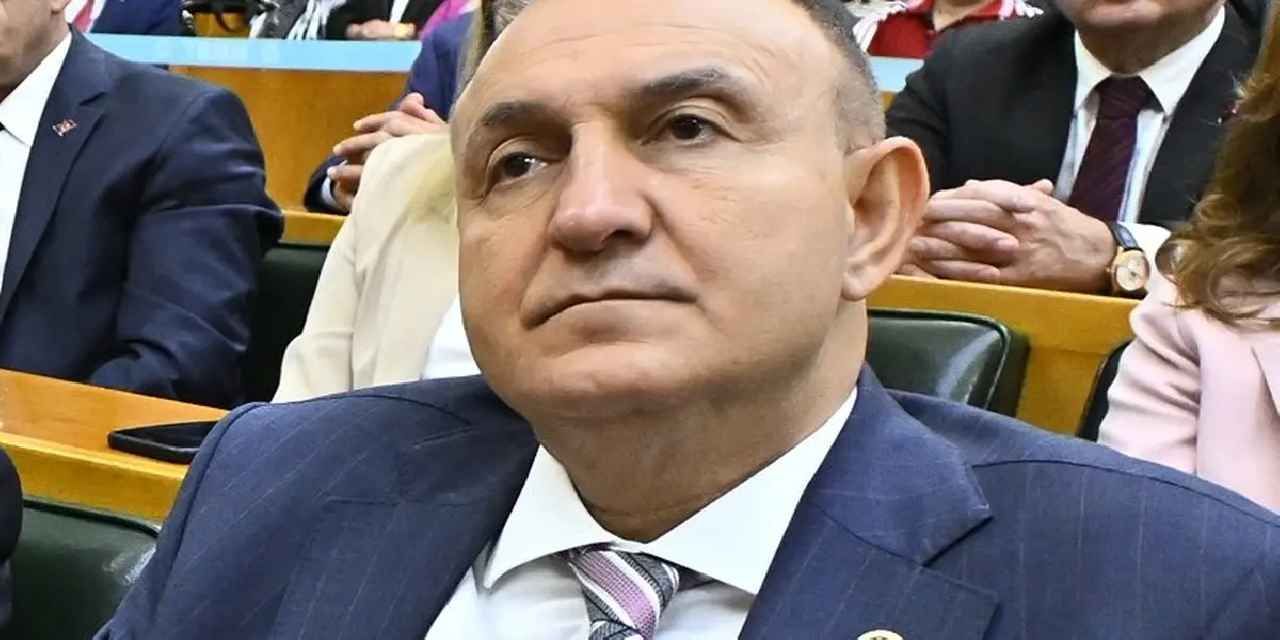 İYİ Parti’de bir istifa daha! TBMM sandalyesi 27'ye düştü!