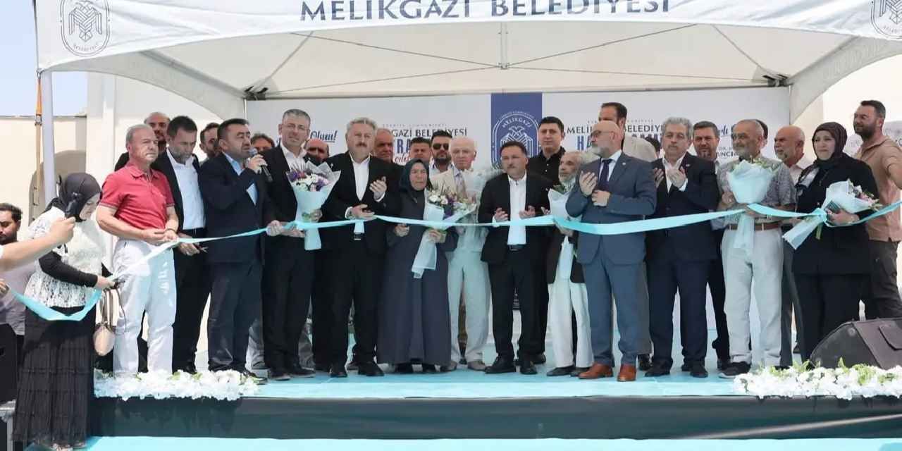 Kayseri Melikgazi'de Hayrat Camii faaliyete açıldı