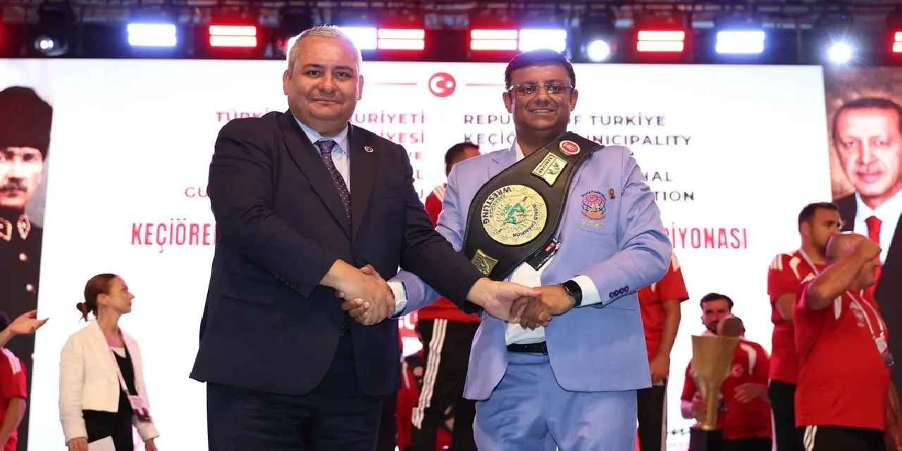 Karakucak güreşlerinde Türkiye Dünya şampiyonu oldu