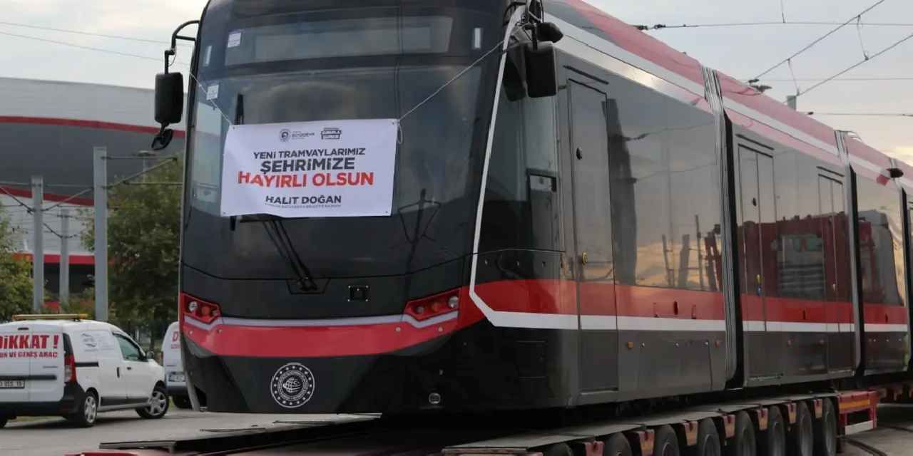 Samsun’da raylı sistem filosu güçleniyor