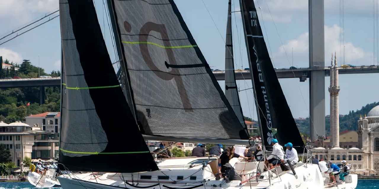 Olympos Regatta’nın şampiyonları ödüllerine kavuştu