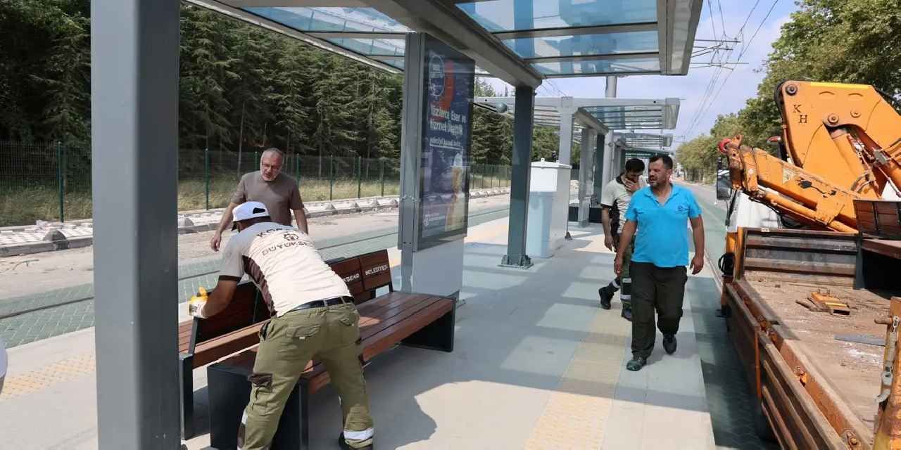 Kocaeli’de tramvay duraklarına 260 yeni bank