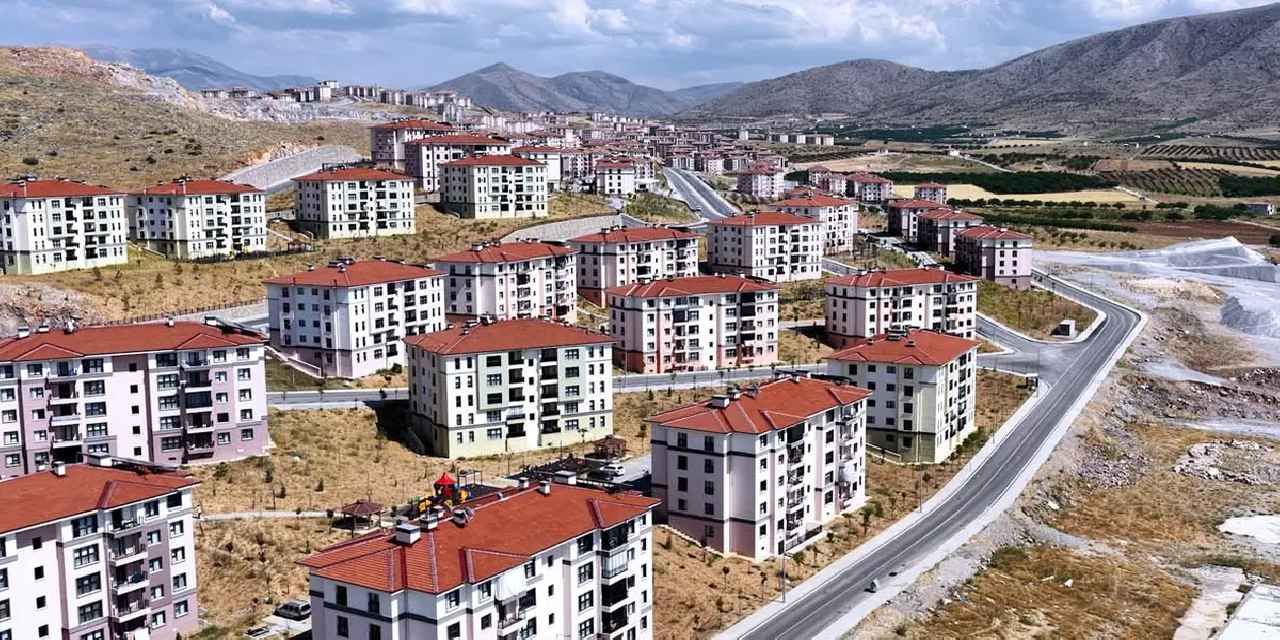 Bakan Kurum: Teslim edilen her yuvada güven var