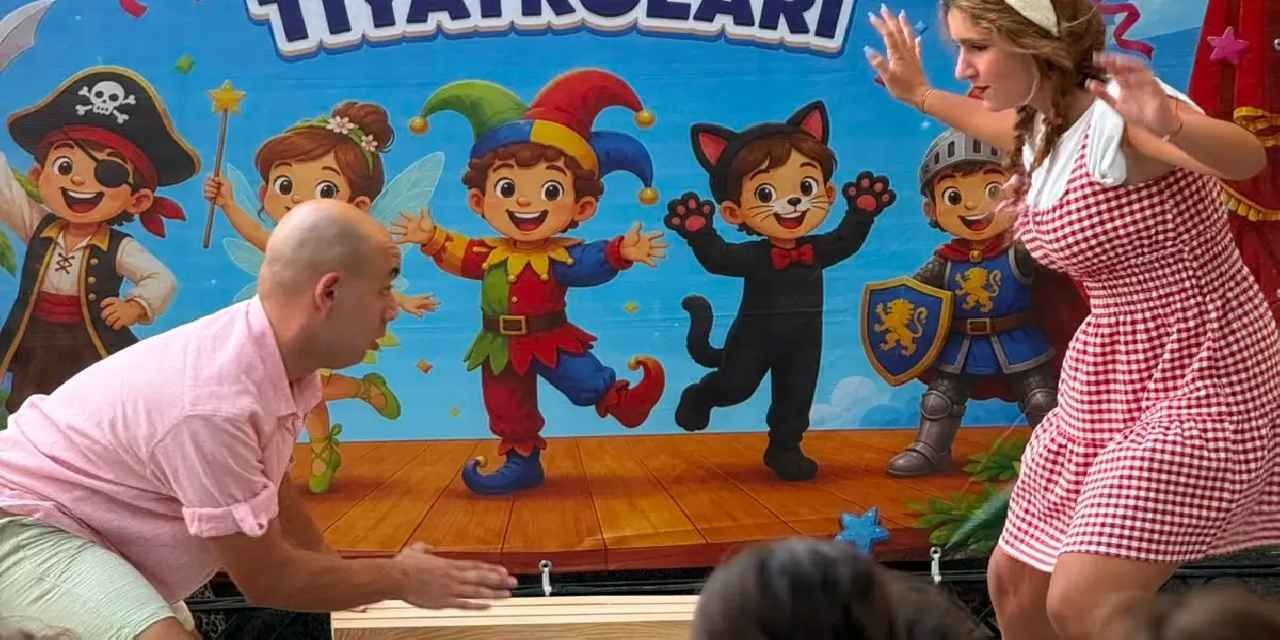 Maltepe'de yaz tiyatroları çocukları eğlendiriyor