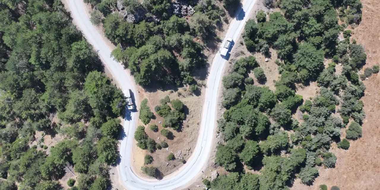 Manisa Ayvacık yoluna 6 kilometrelik asfalt