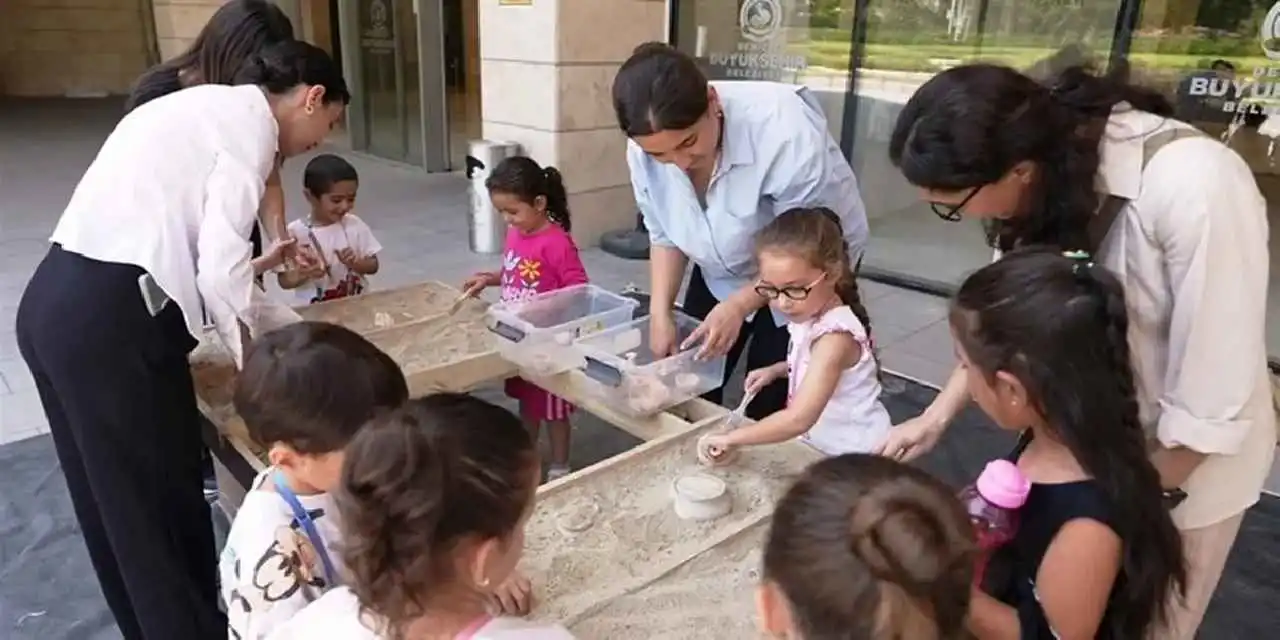 Denizli’de miniklere bilim, tarih ve trafik eğitimi