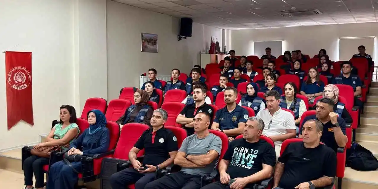 Malatya İtfaiyesi sualtı dalış ekibini eğitti