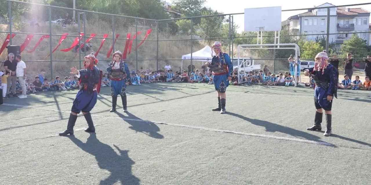 Kütahya’da “Biz Bize” etkinlikleri mahalleye coşku getirdi
