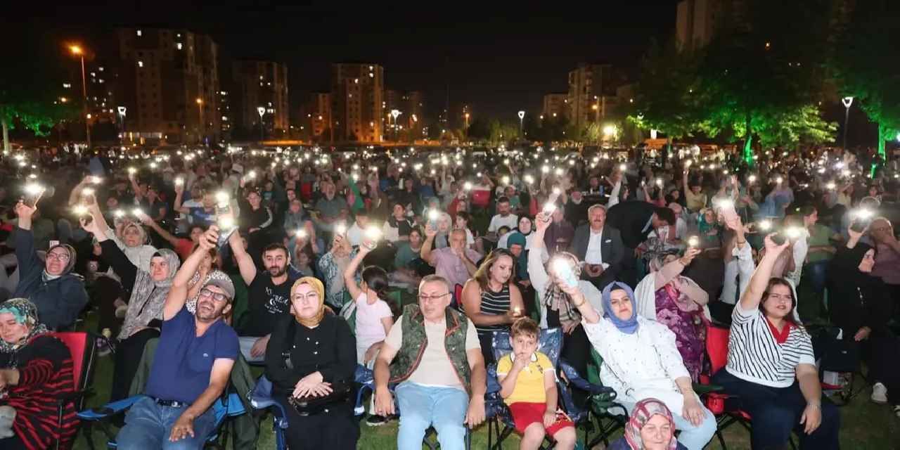 Kayseri Melikgazi'de müzik dolu bir gece