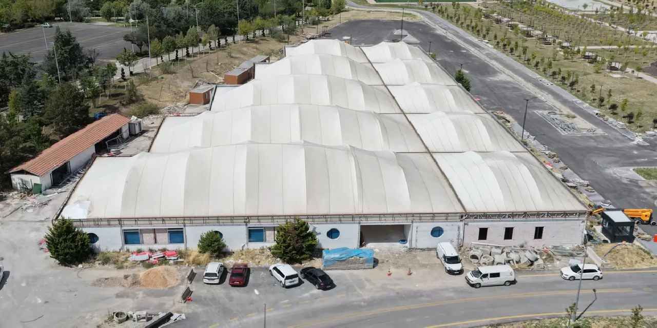 Ankara'da Göksu Parkı’ndaki pazar yeri yenileniyor