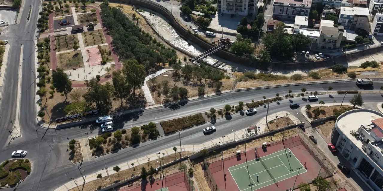 İzmir Karşıyaka'da 10 dakikalık yol 1 dakikaya inecek